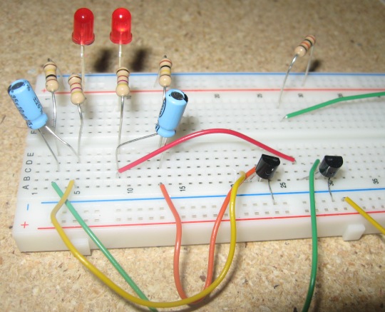 synonymordbog Elektrisk Mængde af Simple LED Flasher using Transistors – The Book of Jason